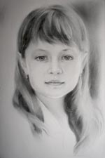 черно-белый портрет девочки
